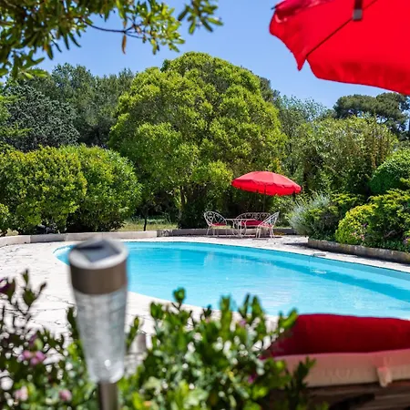 Villa Maison De Famille Avec Immense Parc Sans Vis A Vis La Garde (Var)